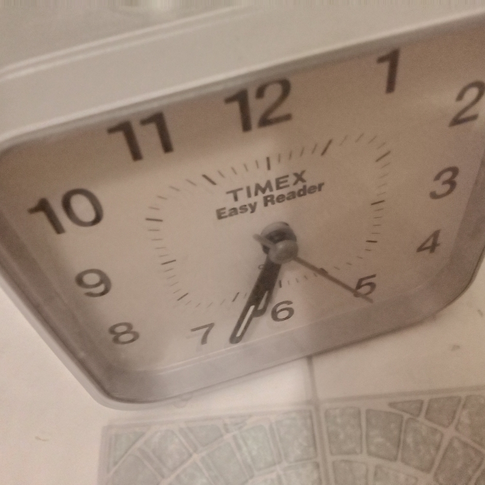 Vintage Timex Easy Reader alarm clock quartz electric clock desk